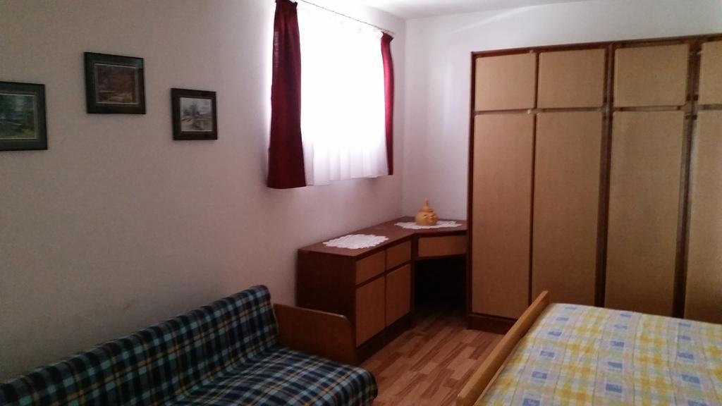 Apartmani Novosel 실로 외부 사진