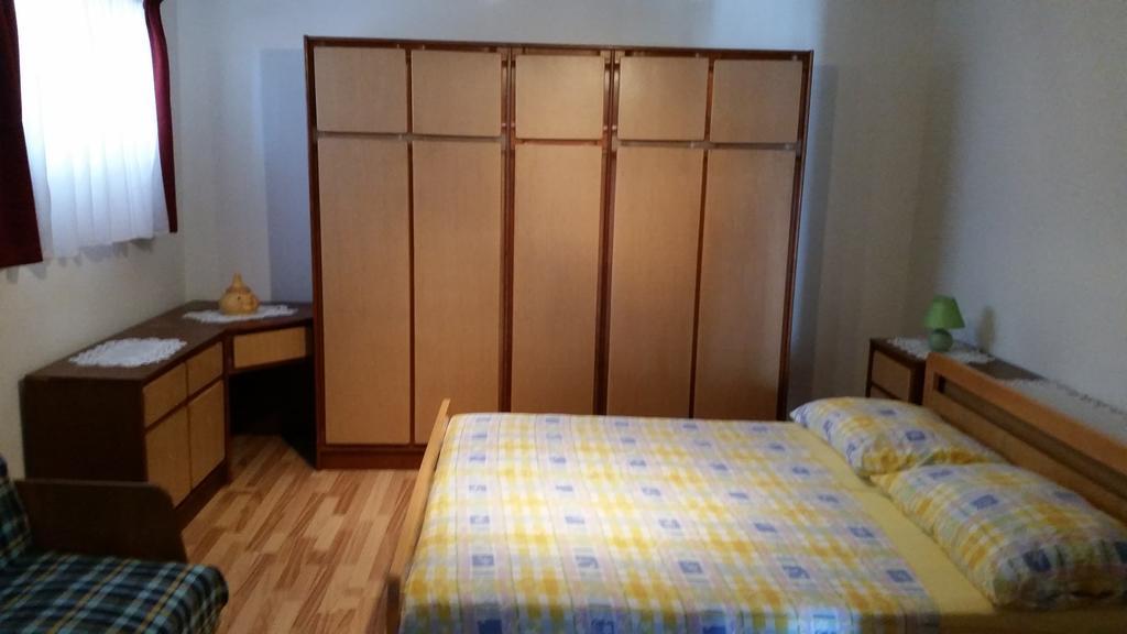 Apartmani Novosel 실로 외부 사진