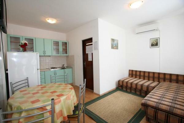 Apartmani Novosel 실로 외부 사진